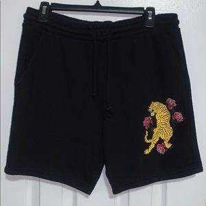 H&M divided black sweatshorts w/ tiger rose detail